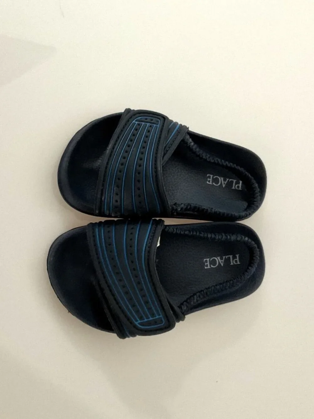 SCULPTED STRIPE NAVY BLUE KIDS SLIDES QUICK CLOSE FASTENER